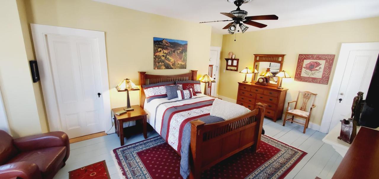 The Lark & Loon Inn Annapolis Royal Buitenkant foto