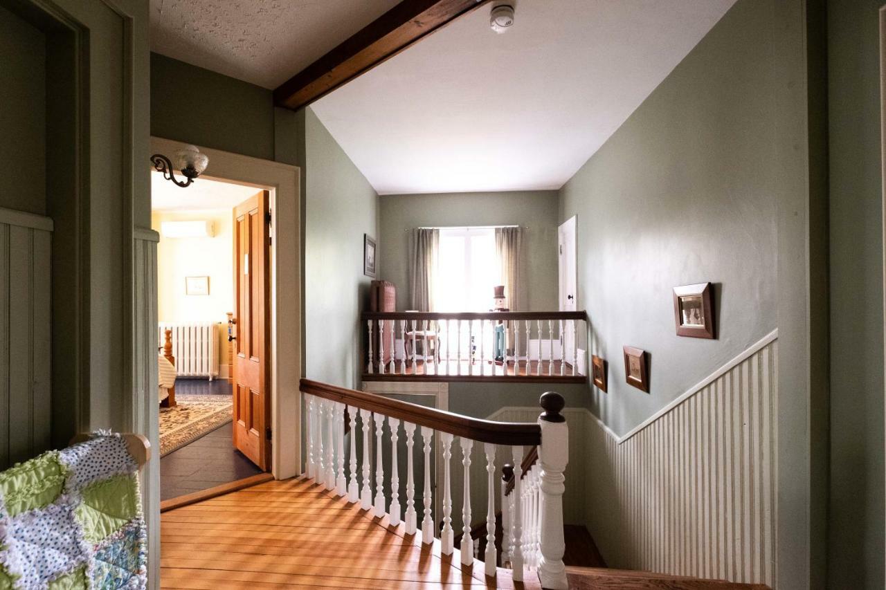 The Lark & Loon Inn Annapolis Royal Buitenkant foto